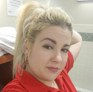 Meet your Posher, Danay